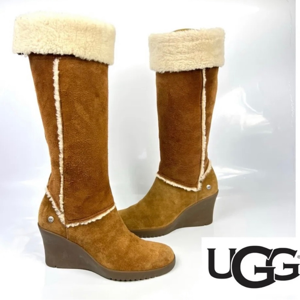 UGG Women’s Aubrie Chestnut Suede Shearling Wedge Boot Size 7